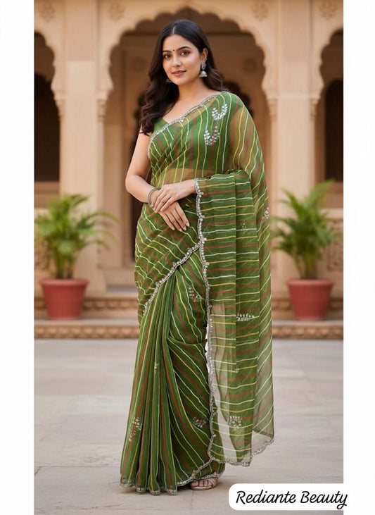 Enchanted Leheriya Bloom Georgette Saree – Silver Mirror & Cut Dana Embellishment