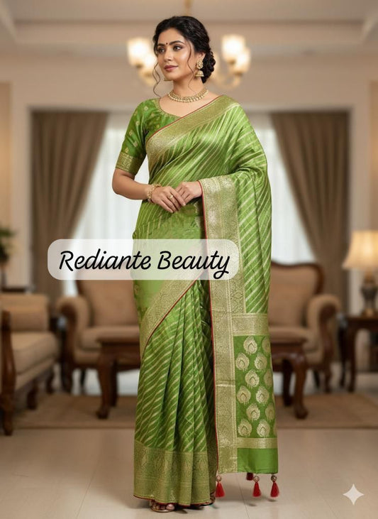 Mauve Brocade Silk Saree – Mankolam Opulent Tradition